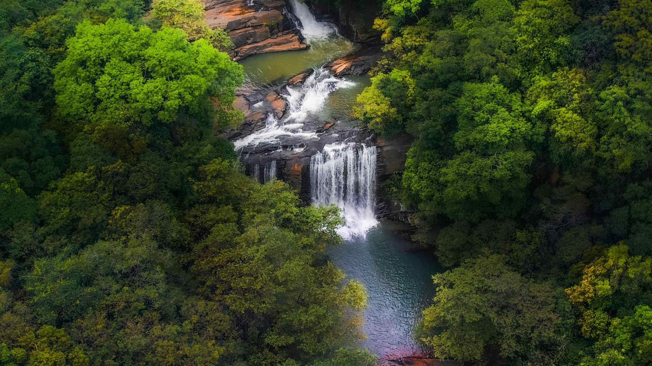 Chasing Waterfalls: The Most Instagrammable Falls in Sri Lanka