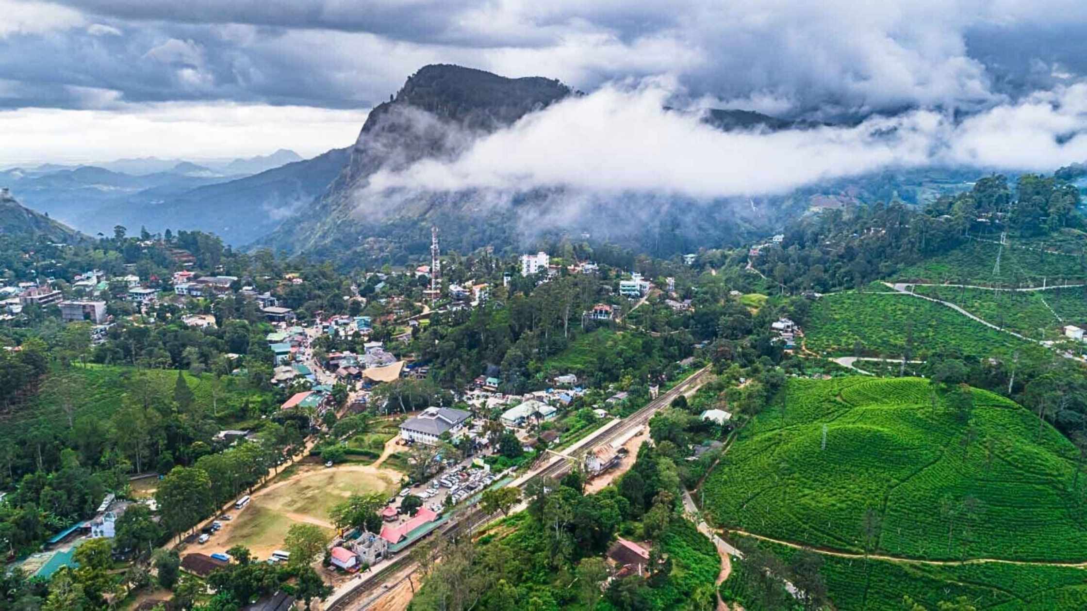 Ella Sri Lanka: Train Journey, Hiking & Photography Guide