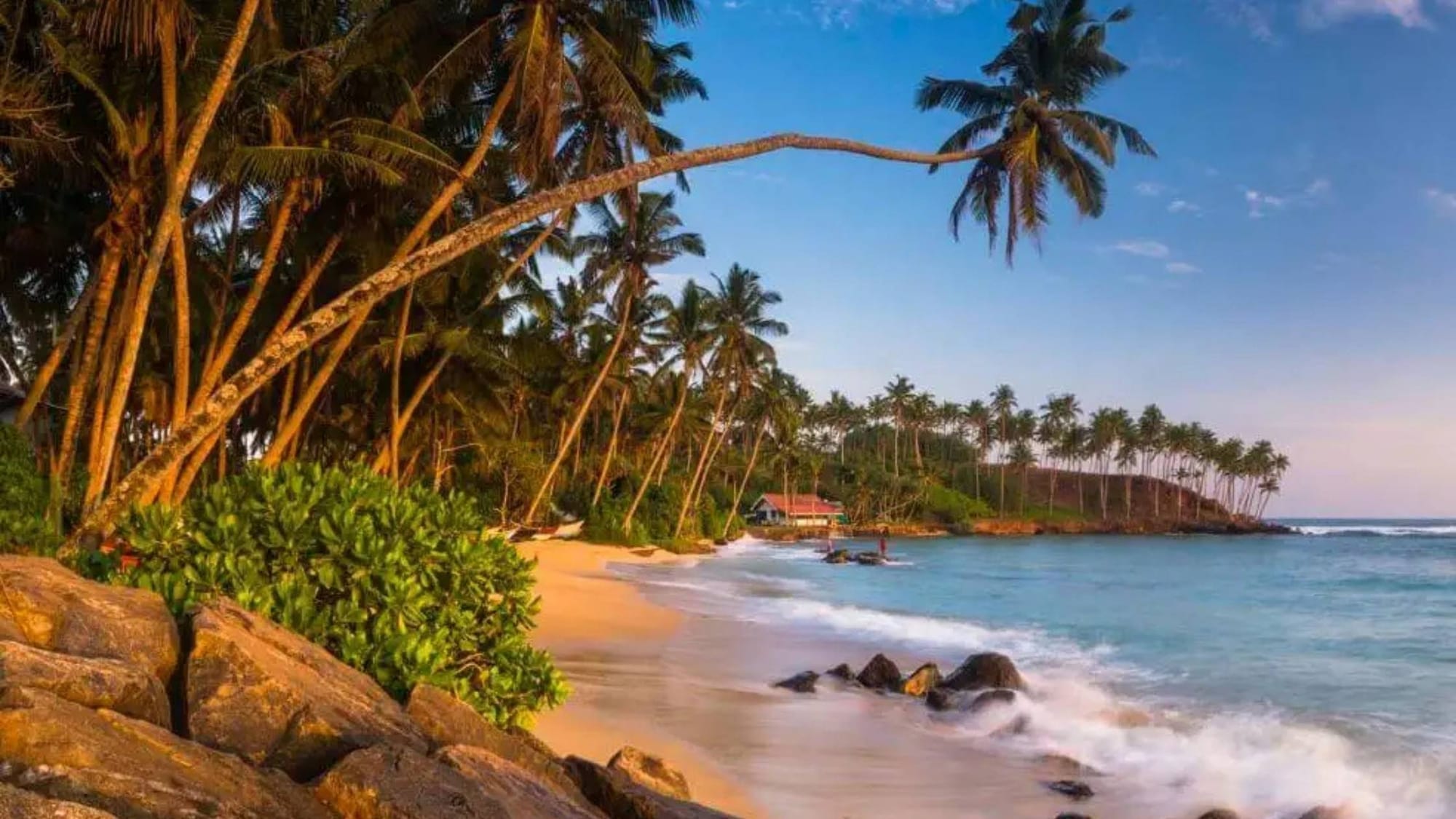 Trincomalee: Beaches, Hot Springs, and Naval History
