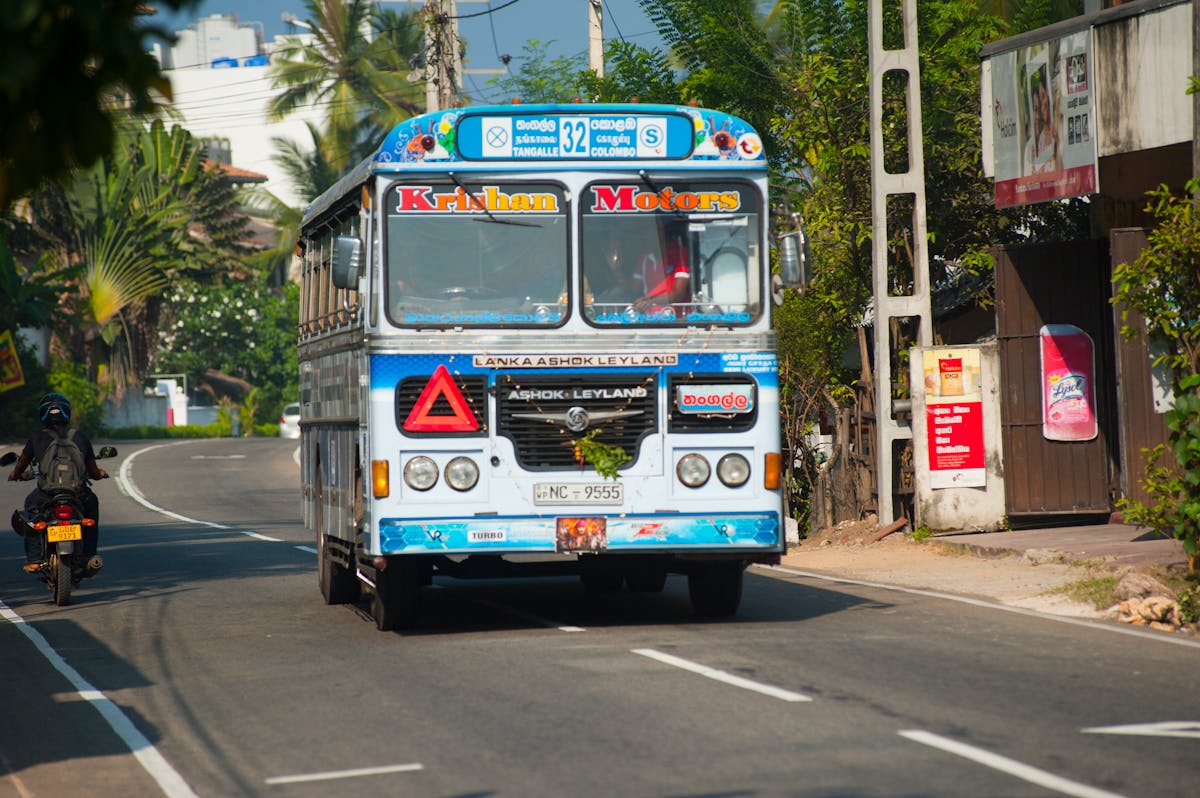 Sri Lanka Night Buses: Overnight Travel Guide And Routes