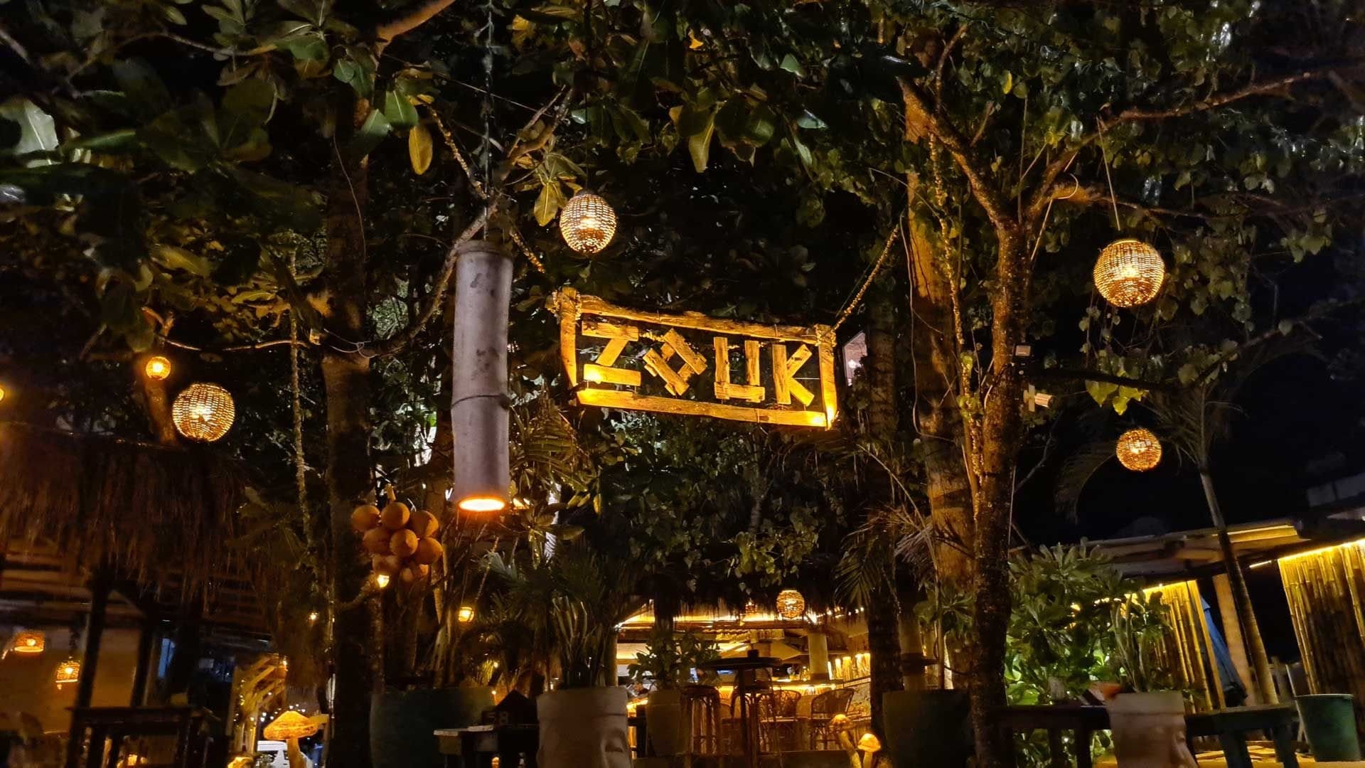 Zouk Mirissa sunset dining experience